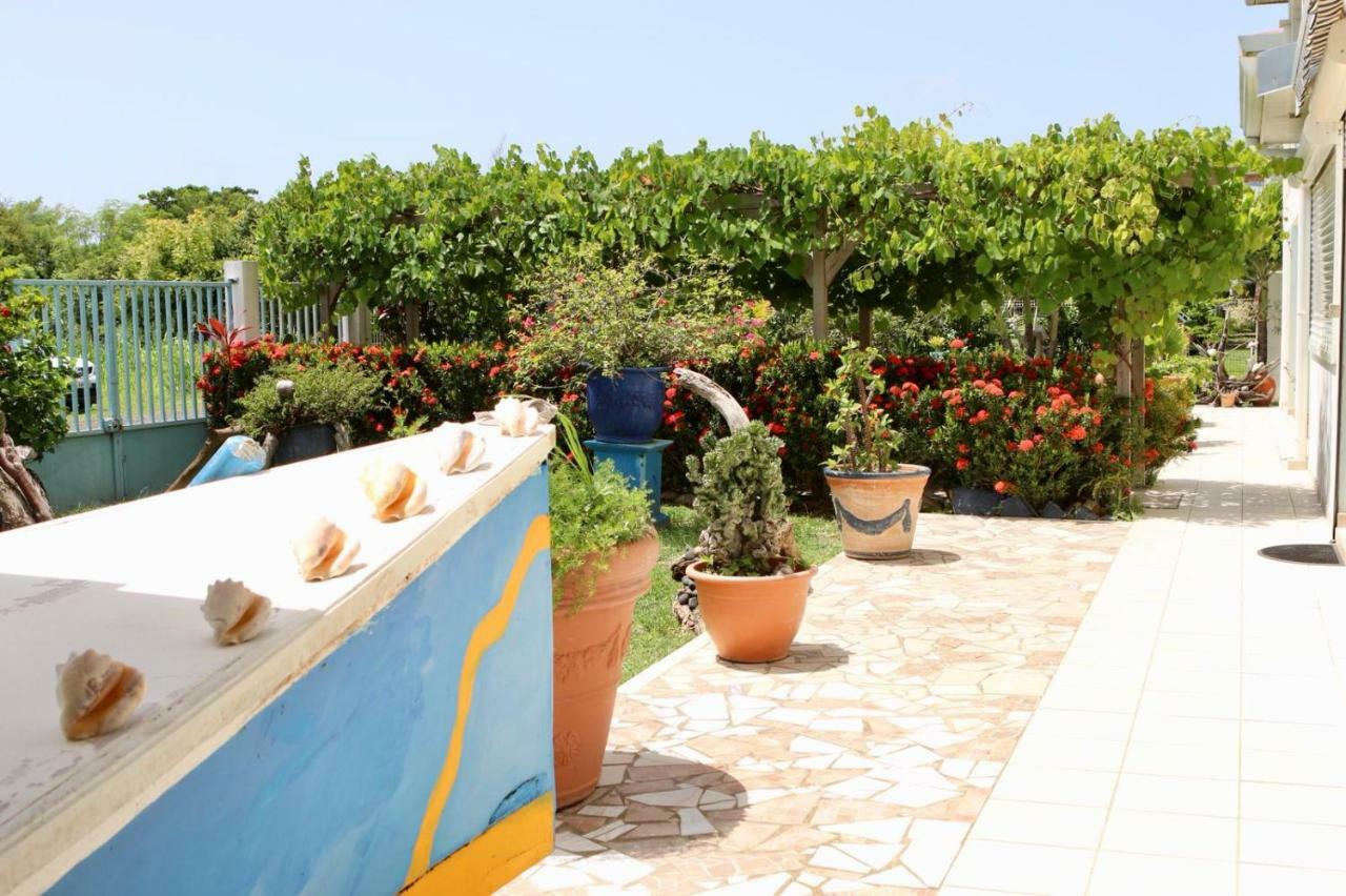 Bed & Breakfast 6 Suites Piscine Et Plage Pointe Faula Le Vauclin Luaran gambar