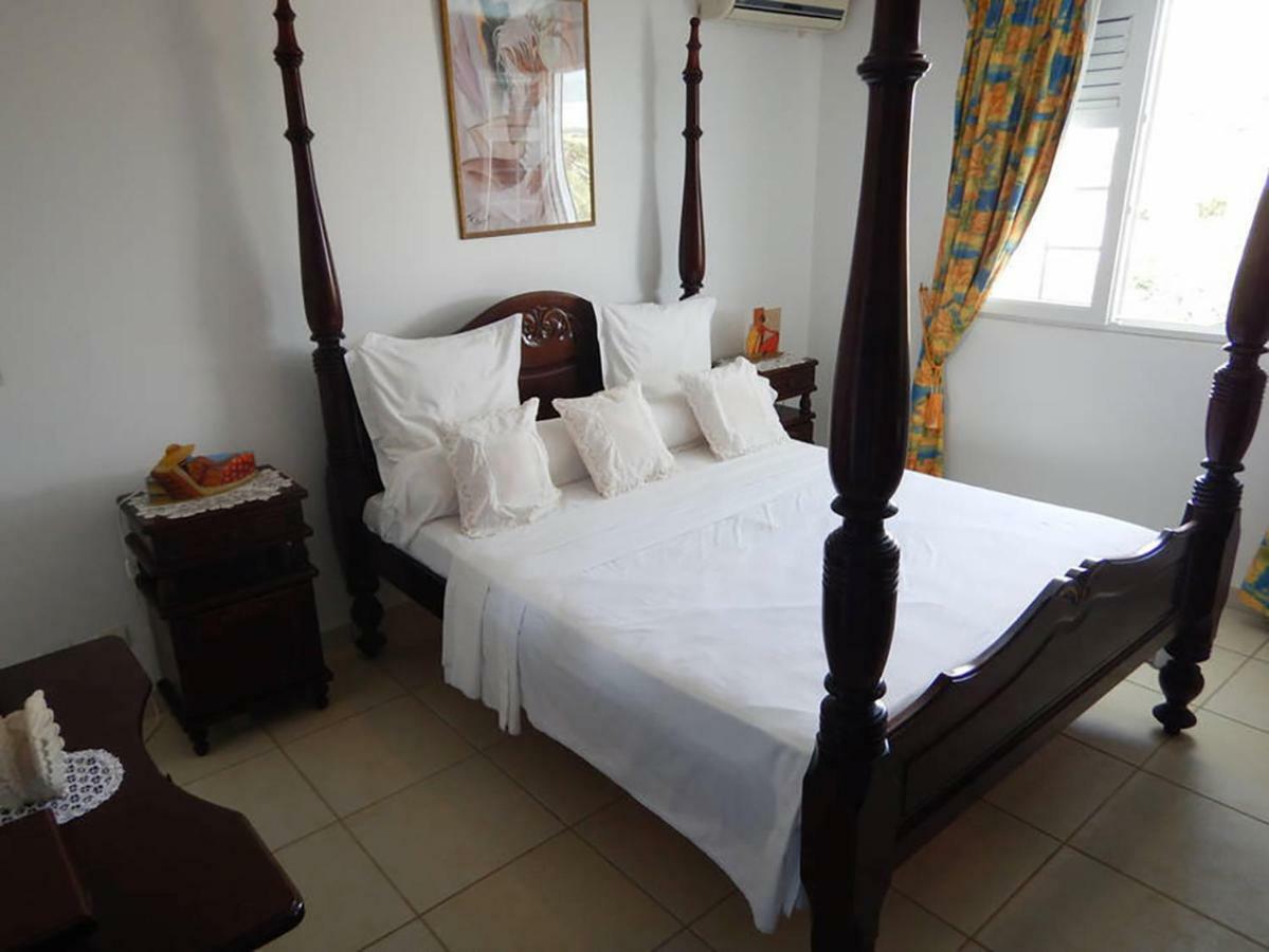 Bed & Breakfast 6 Suites Piscine Et Plage Pointe Faula Le Vauclin Luaran gambar